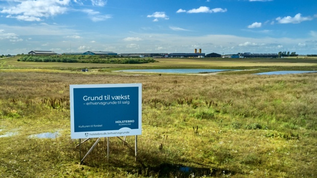 Salget vidner om, at det lokale erhvervsliv har stor tro på fremtiden.